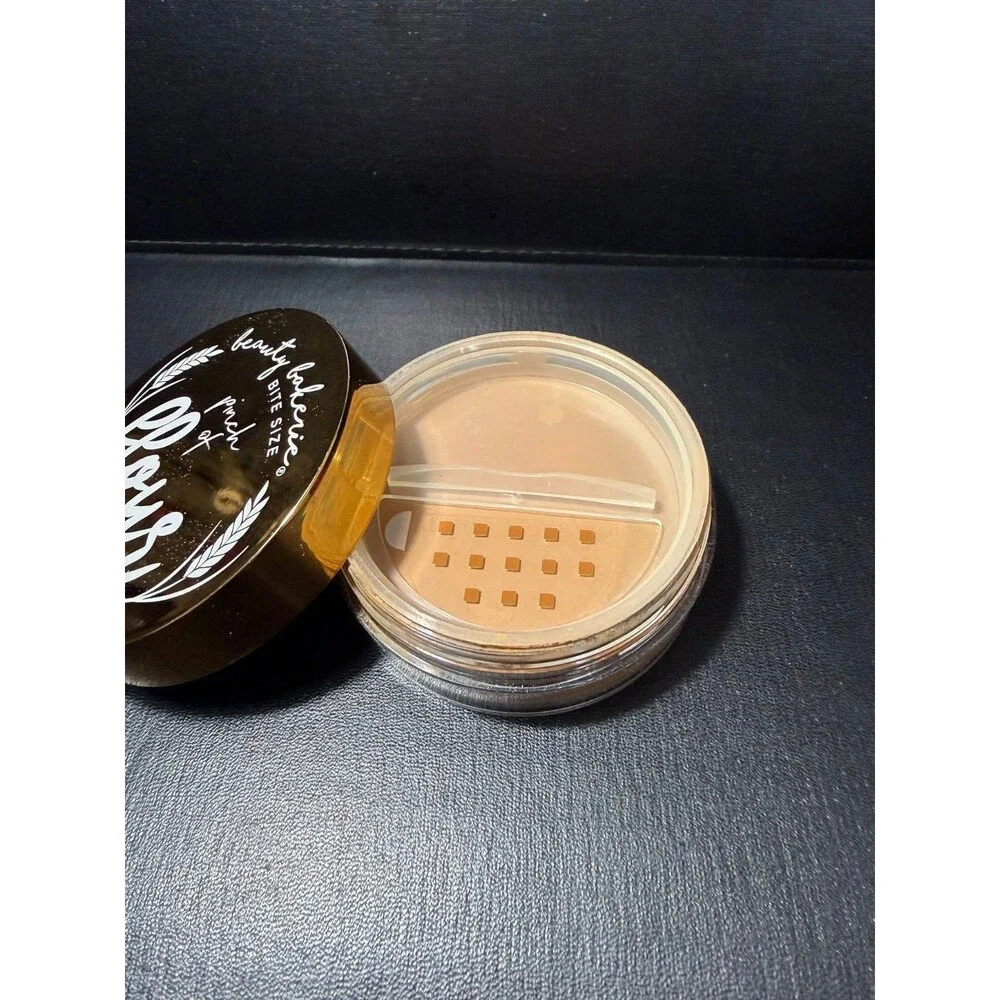 Beauty Bakerie Bite Size Pinch of Flour Setting Powder – Almond (Chestnut)